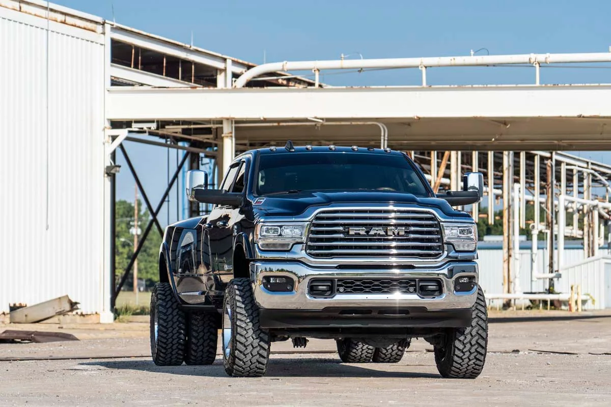 Rough Country 5" Lift Kit DRW OE Rear Air for Ram 3500 4WD 2020-2024 - Image 4