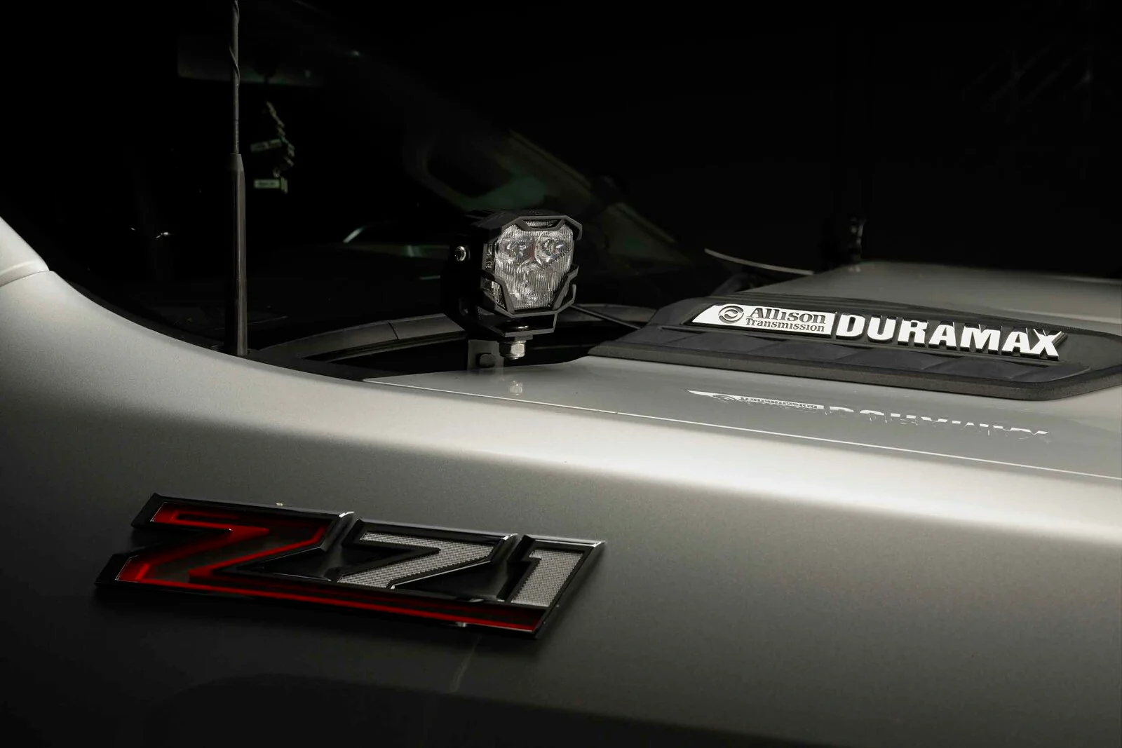 Morimoto 4Banger Ditch Light Kit: 2020+ Silverado HD (HXB White Combo Beam) - Image 7
