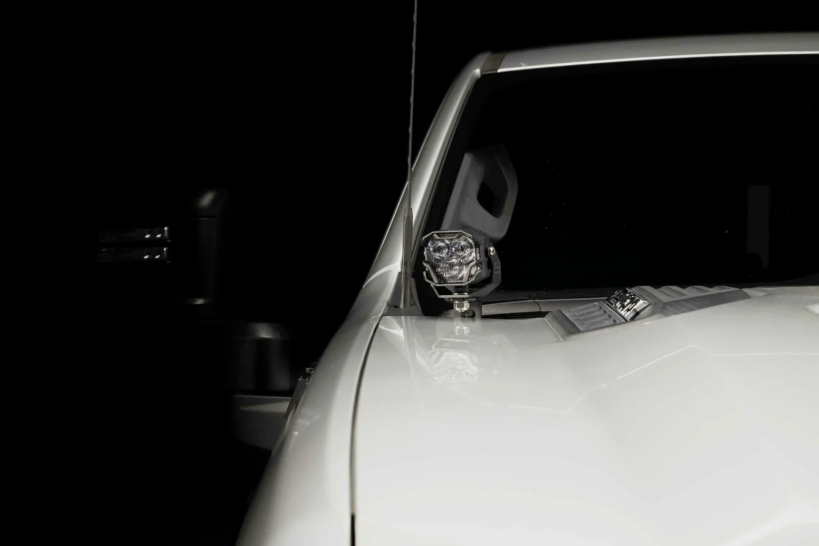 Morimoto 4Banger Ditch Light Kit: 2020+ Silverado HD (NCS Yellow Flood Beam) - Image 9