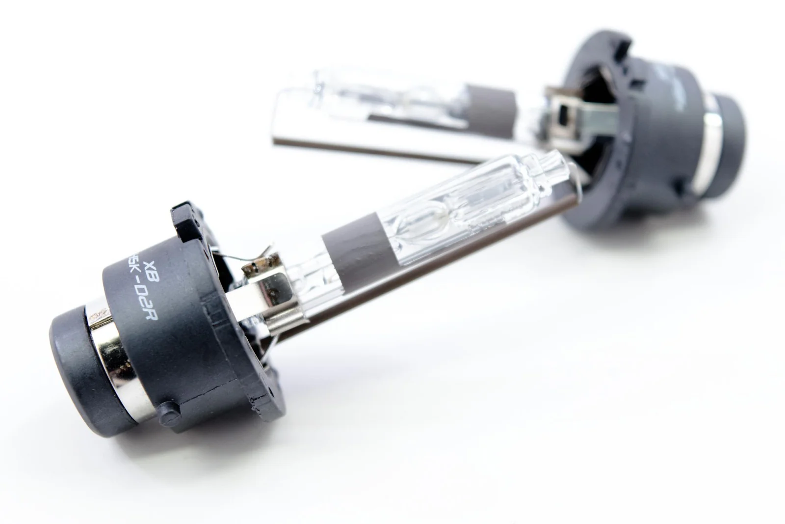 Morimoto D2R XB 5000K HID Bulbs (Pair) - Image 3