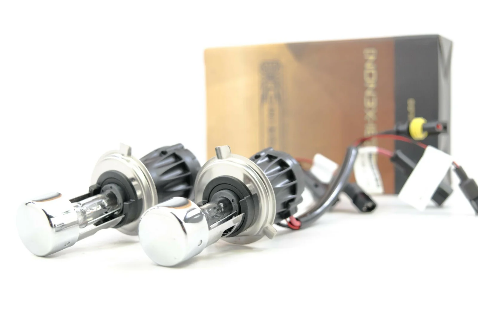 Morimoto H4/9003 Bi-Xenon XB 5000K HID Bulbs (Pair) - Image 4