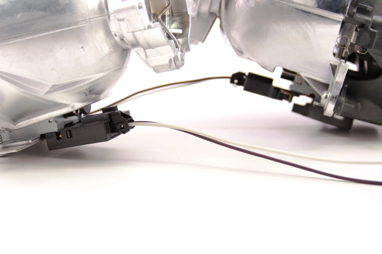 Morimoto Pigtail Koito Bi-xenon Solenoid Inputs - Image 2