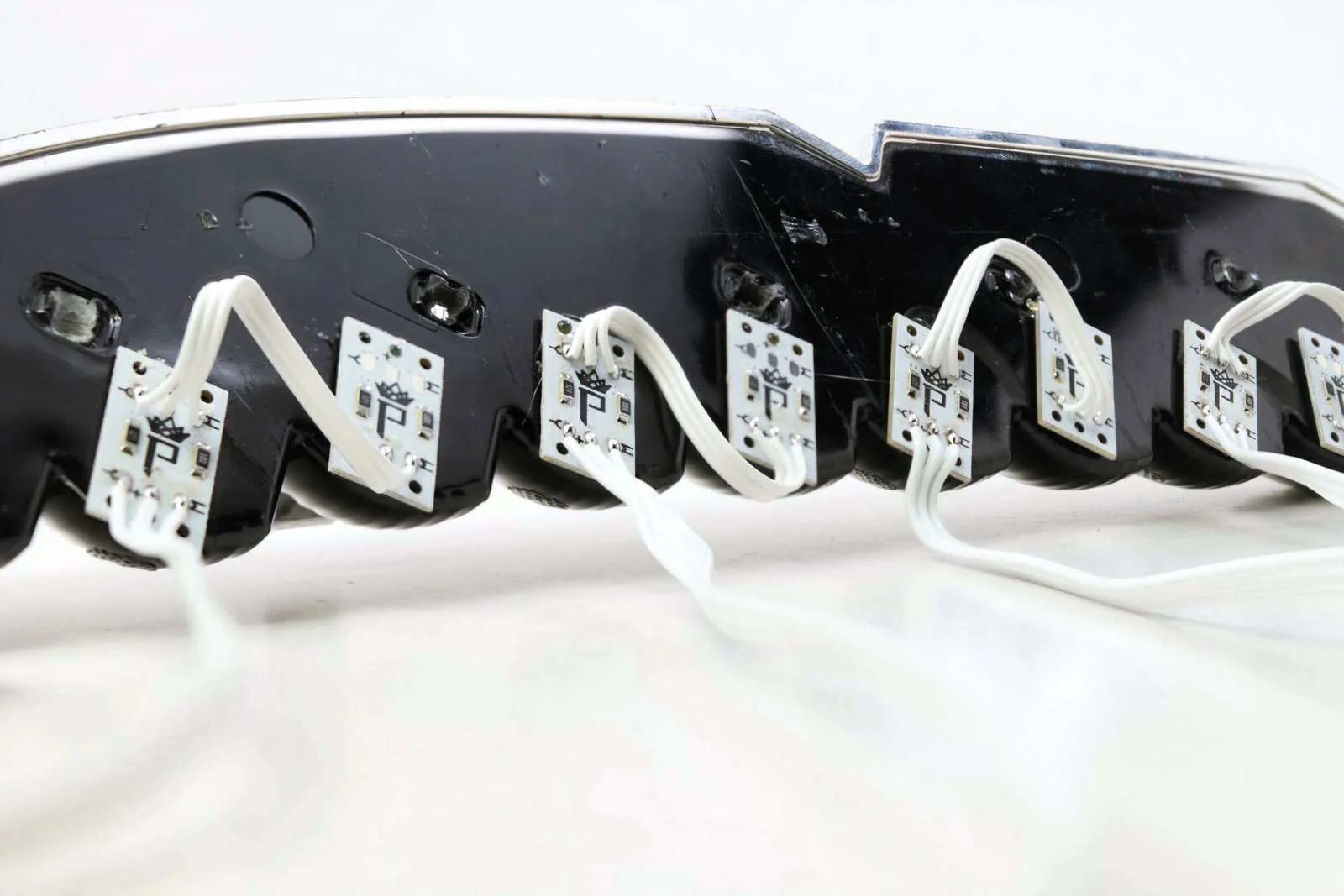 Morimoto Profile Pivot SS Controller (8 outputs) - Image 3