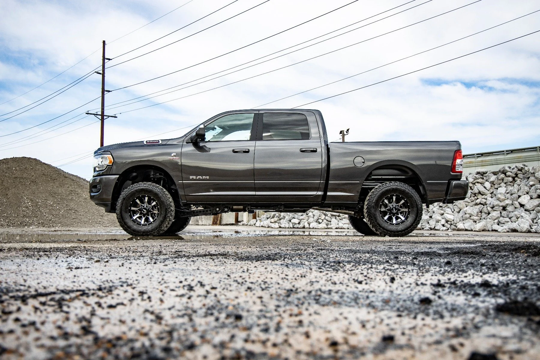 2.5 Inch Leveling Kit RR Coil M1 Ram 2500 4WD 14-23 37741 - Image 4