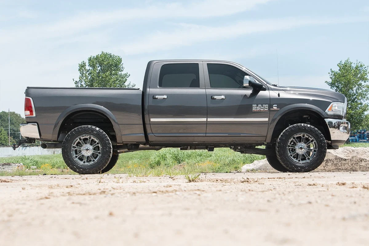 Rough Country 2.5 Inch Lift Kit Diesel V2 for Ram 2500 4wd 2014-2018 31970 - Image 5