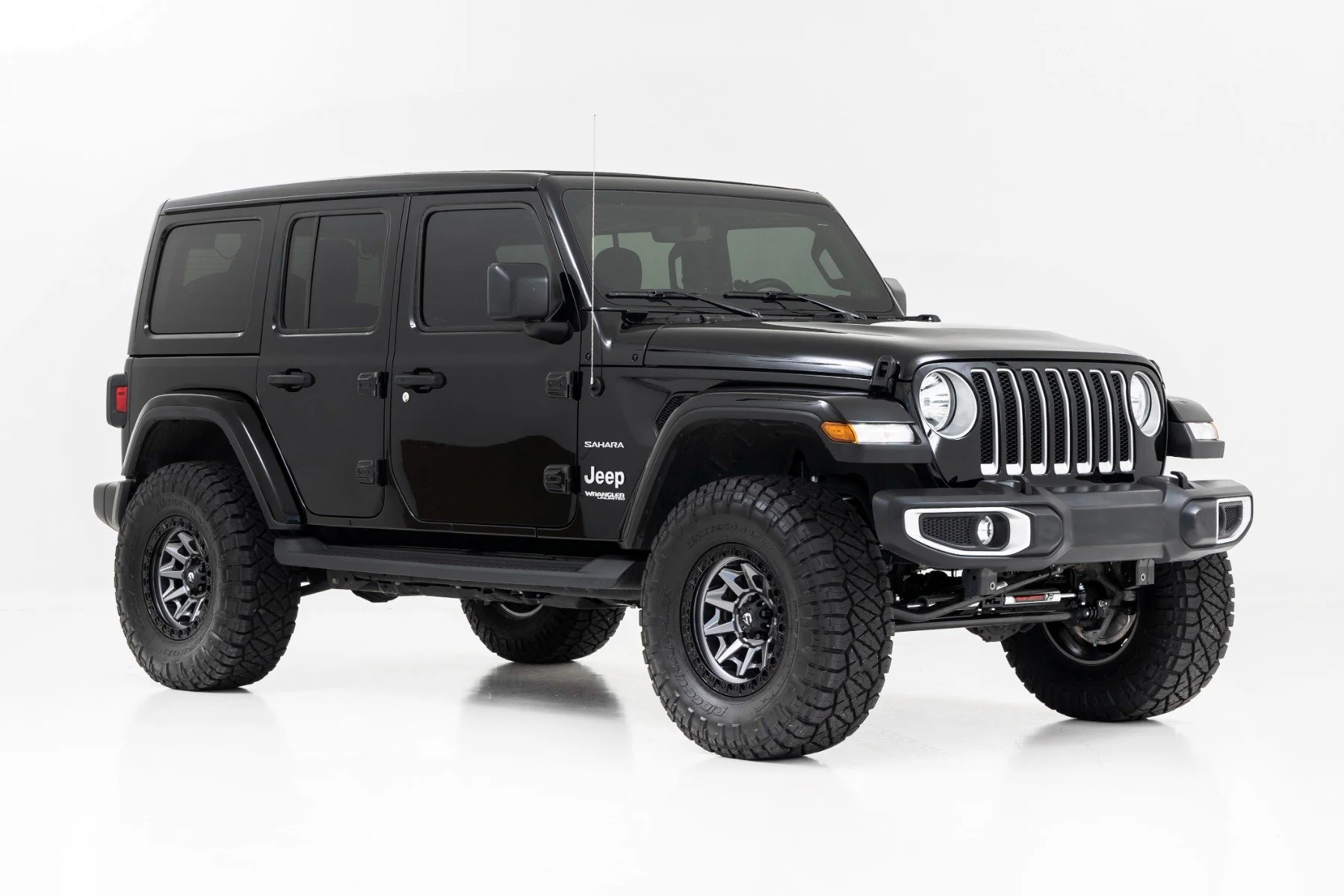 Rough Country 2.5" Lift Kit Coils M1 for Jeep Wrangler Unlimited 4wd 2024 - Image 3