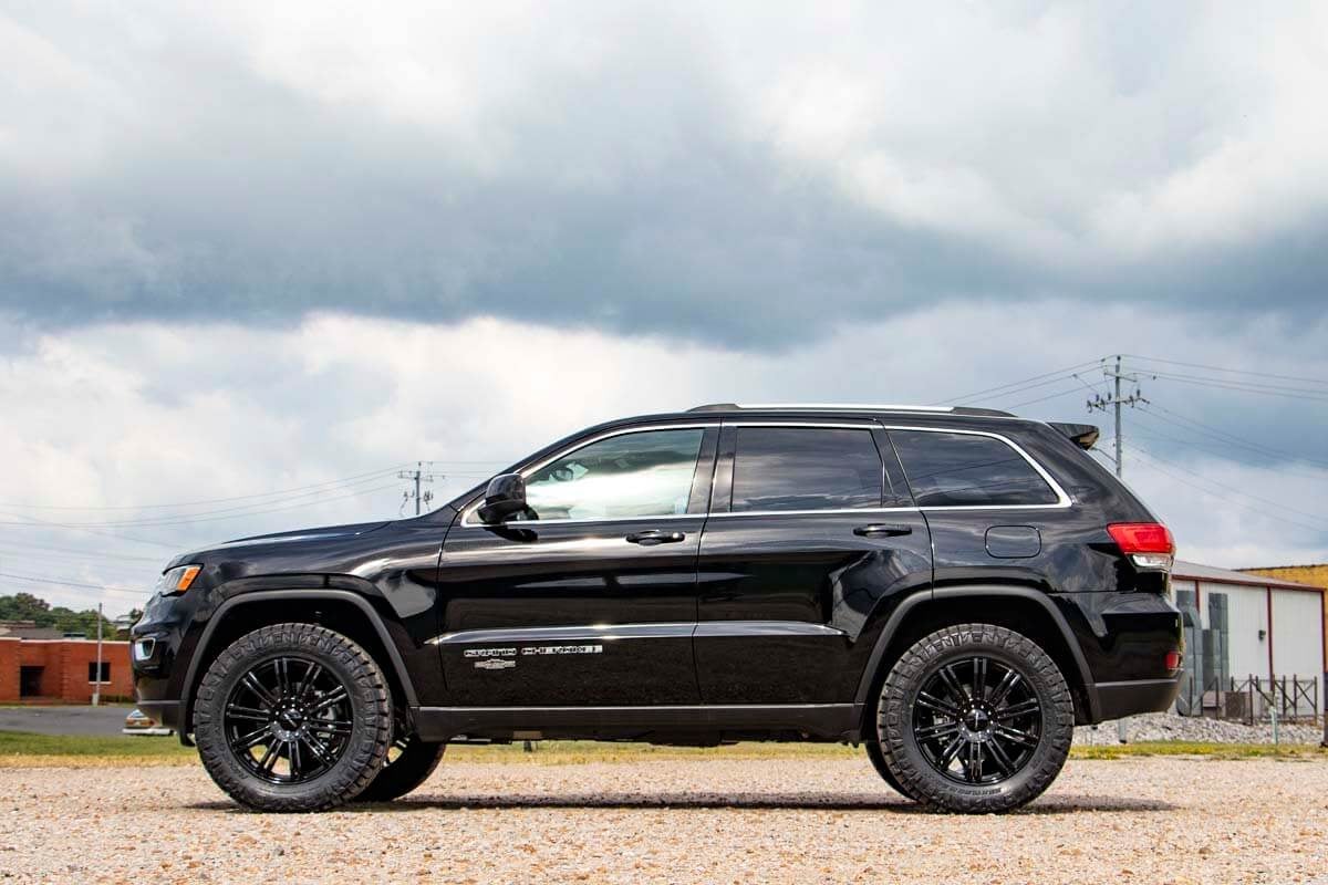 Rough Country 2.5in Lift Kit For Jeep Grand Cherokee WK2 11-22 60300 - Image 3
