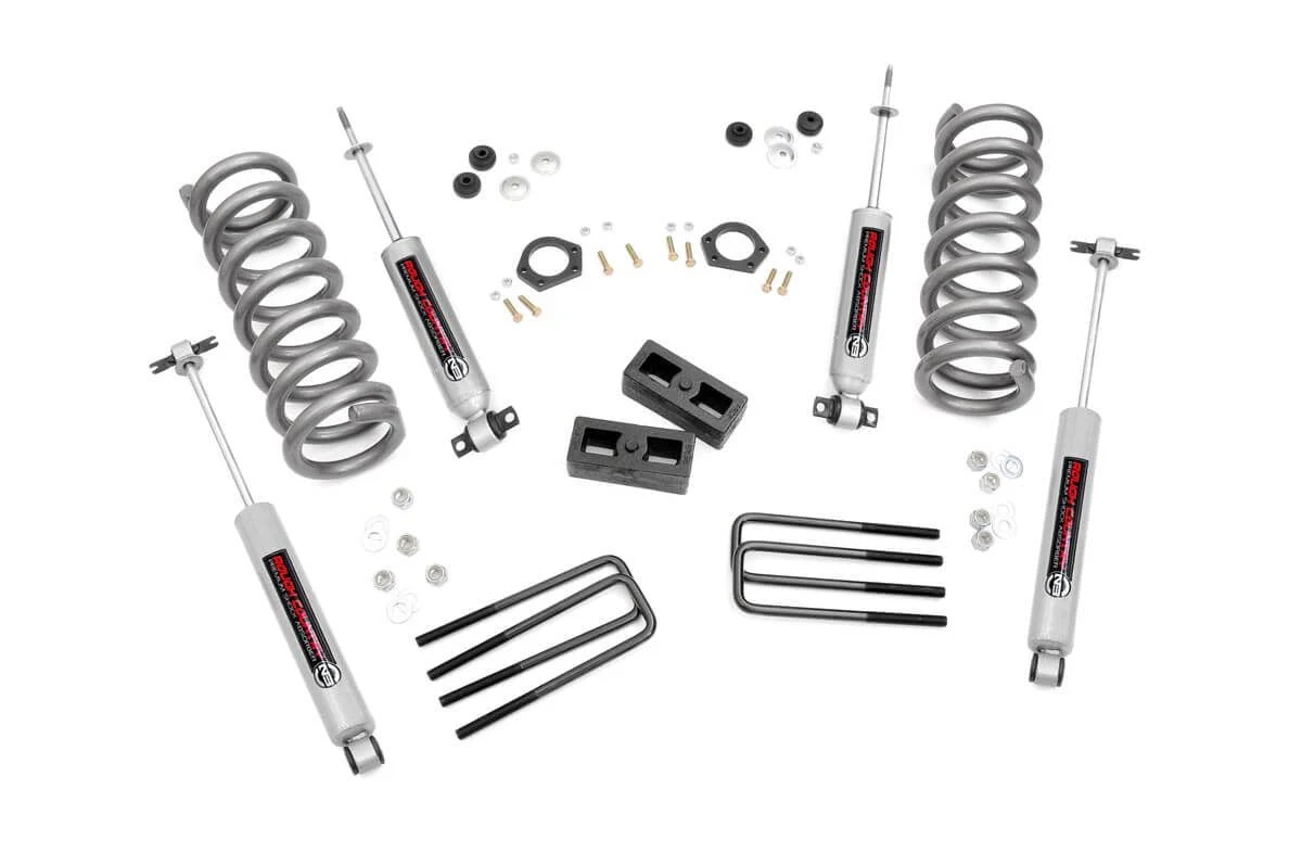 Rough Country 2" GM 1500 2wd Suspension Lift Kit 88-99 PU 92-99 Blazer Suburban 230N3