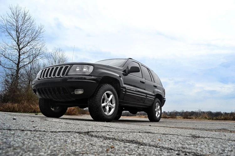 Rough Country 2" Suspension Lift Kit For Jeep Grand Cherokee WJ 1999-2004 - Image 2