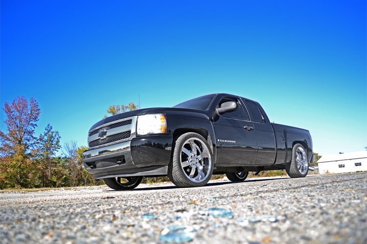 Rough Country 2in/4in GM Lowering Kit 07-14 1500 PU 2WD 721.20 - Image 2