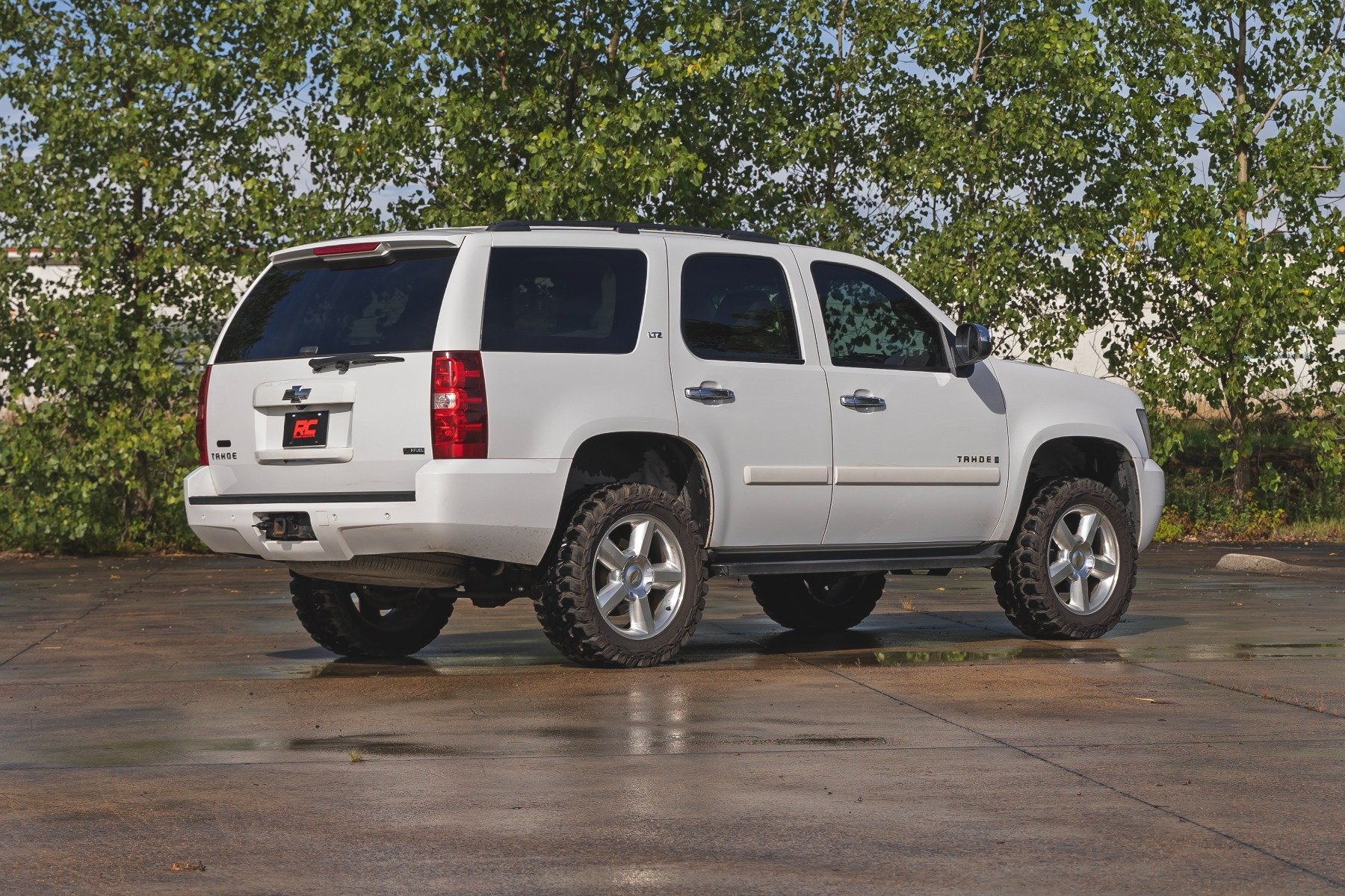 Rough Country 3.5" Lift Kit Forged UCAs Chevy/GMC SUV 1500 07-20 19331RED - Image 4