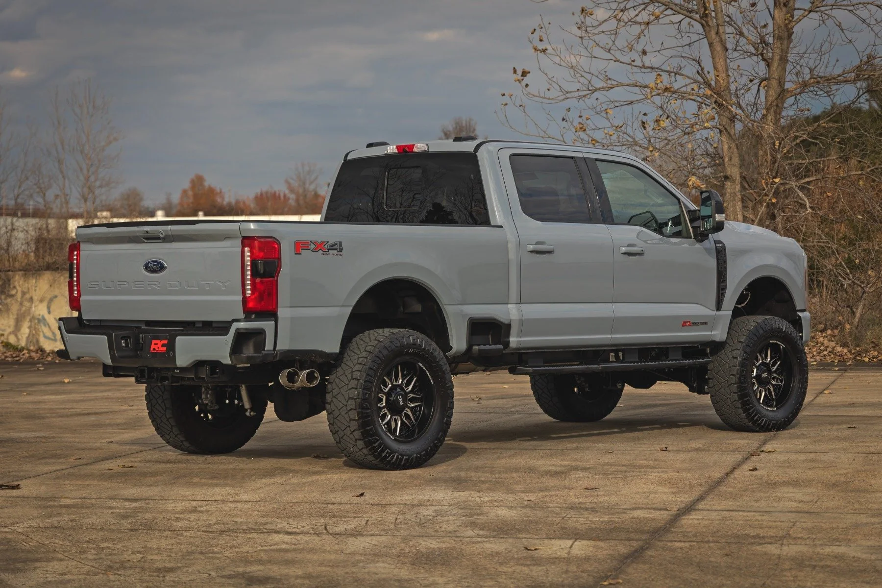 Rough Country 4.5" Lift Kit | R/A | C/O V2 | for Ford F250/F350 Super Duty 23-25 400358 - Image 6