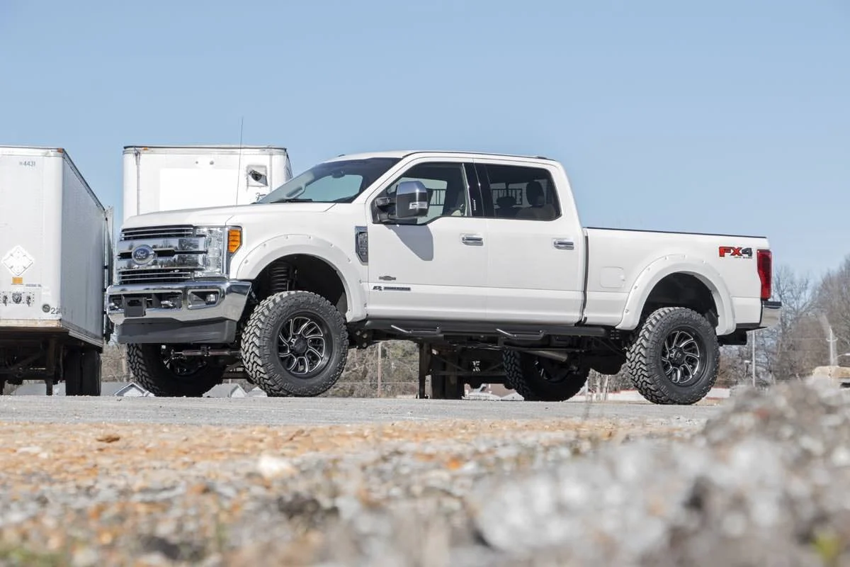 Rough Country 4.5" Lift Kit w/F Drive Shaft & V2 Shocks for Ford 17-19 F-250/350 50671 - Image 6