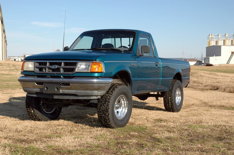 Rough Country 4 Inch Lift Kit For Ford Ranger 2WD (1983-1997) 51530 - Image 2