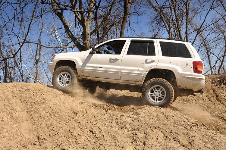 Rough Country 4" X-Series Suspension Lift Kit for Grand Cherokee WJ 99-04 639P - Image 3