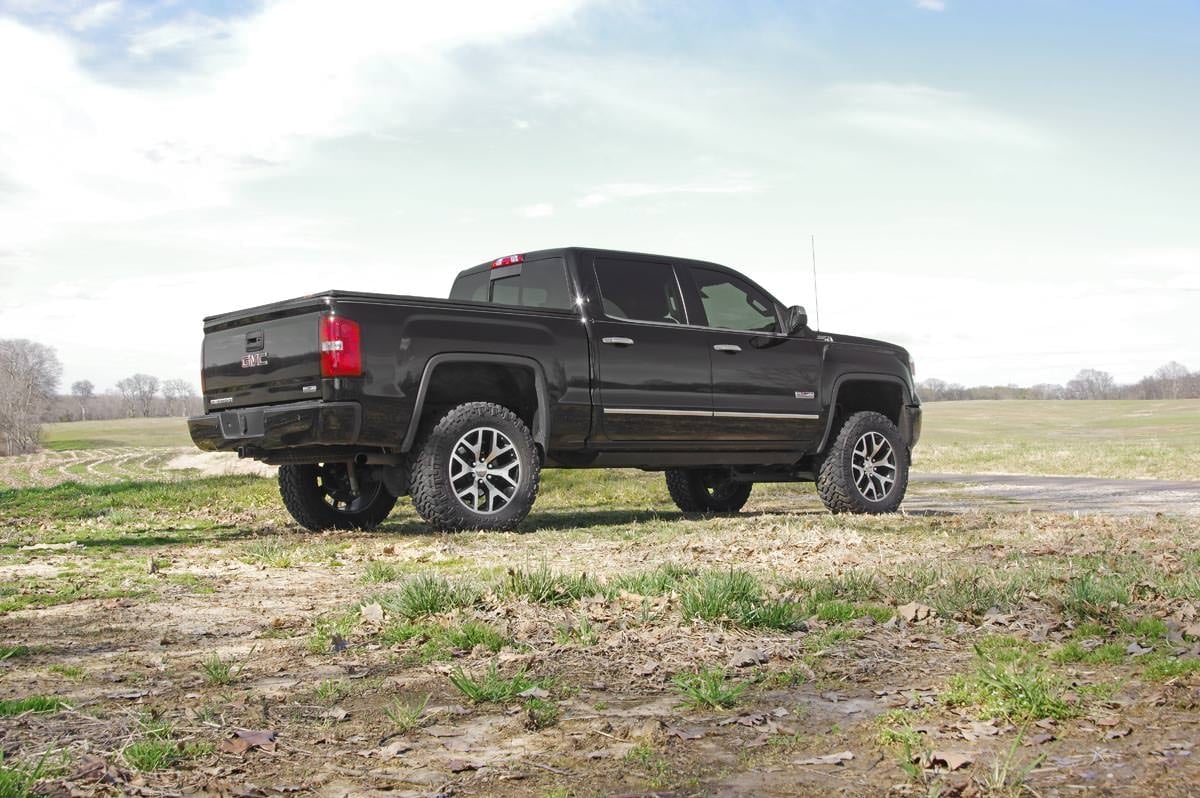 Rough Country 5" GMC Lift Kit 14-18 1500 Denali MagneRide Alum Stamped Steel - Image 2