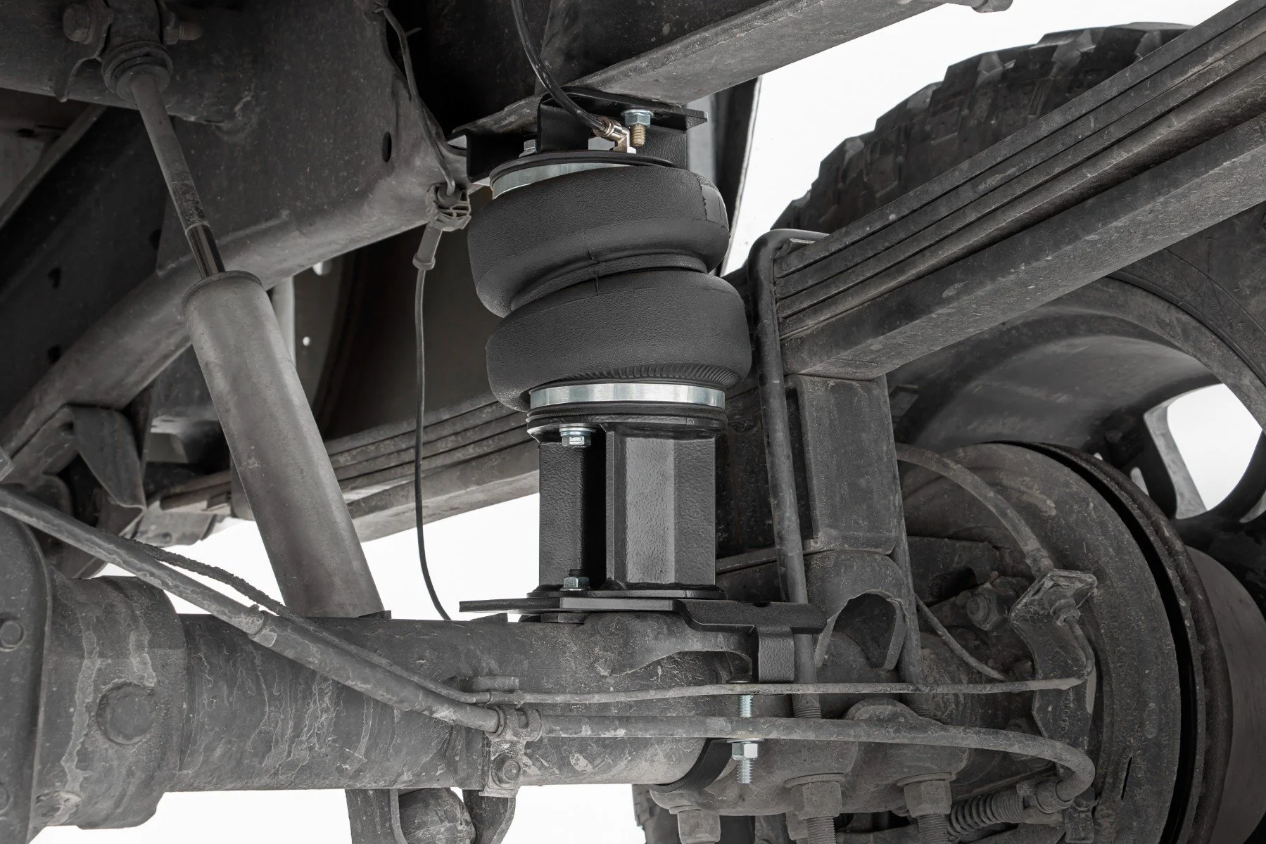 Rough Country 6 Inch Lift Kit Air Spring Over Load kit Chevy/GMC 2500HD 01-10 100064 - Image 5