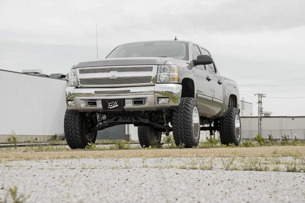 Rough Country 7.5in GM Suspension Lift Kit Strut Spacer 07-13 1500 PU 26430 - Image 2