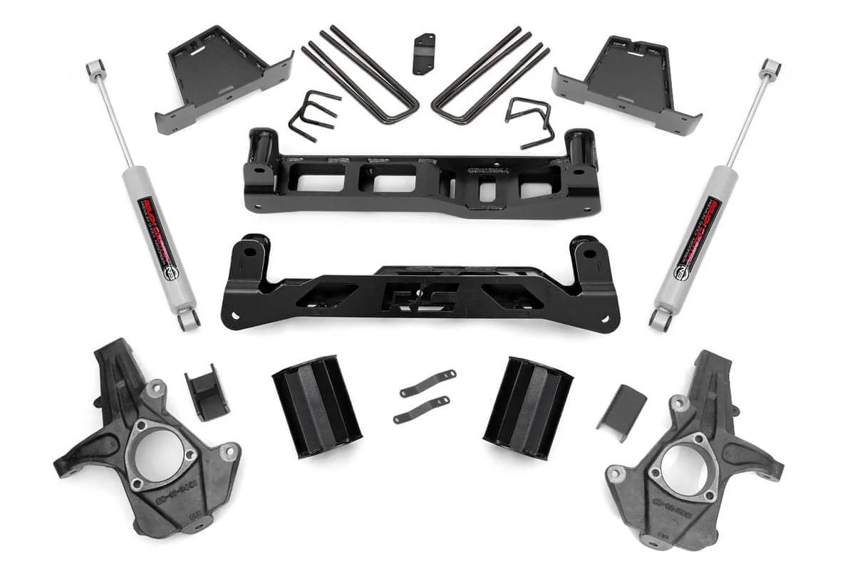 Rough Country 7.5in GM Suspension Lift Kit w/N3 Shocks 07-13 1500 PU 2WD 26330