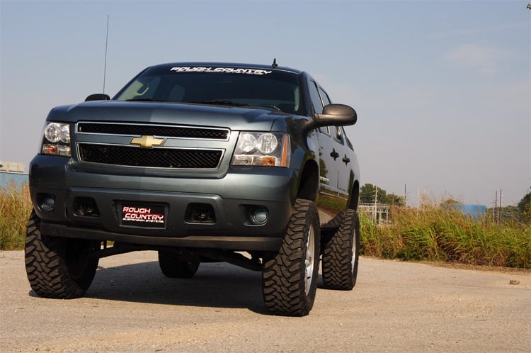 Rough Country 7.5in GM Suspension Lift Kit w/N3 Struts 07-13 Avalanche - Image 3