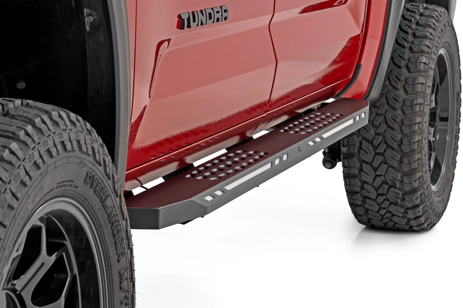 Rough Country AC2 Running Boards | Amber/White | CrewMax | for Toyota Tundra 2WD/4WD (22-25) - Image 5