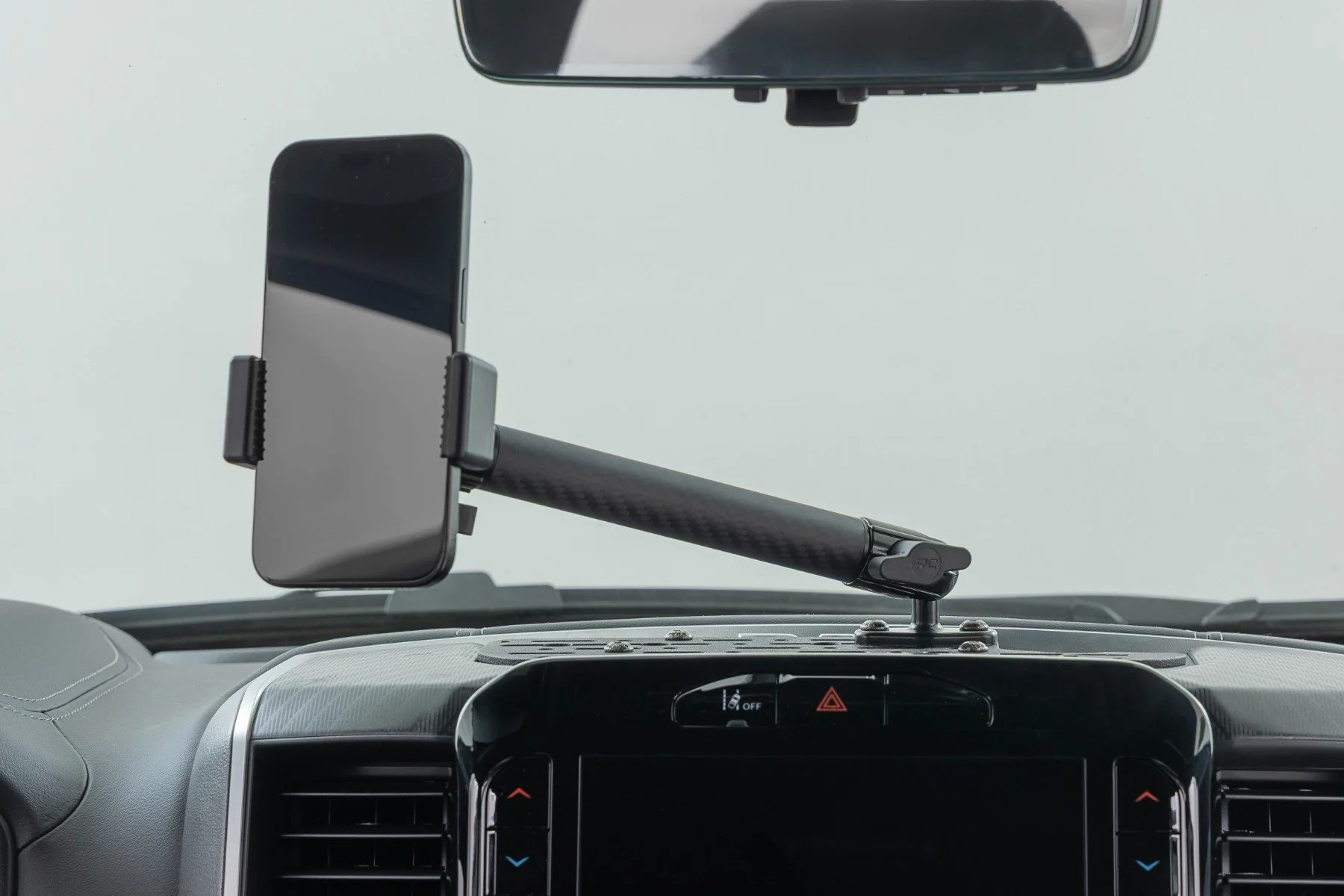 Rough Country Dash Mount | 10" Non-Mag Safe Mount Kit | 8in Screen | for Ram 1500 4WD (2019-2026) - Image 2