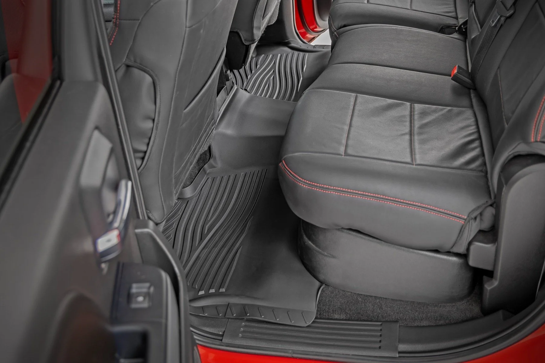 Rough Country Flex-Fit Floor Mats | FR & RR | FR Bucket | Crew | Chevy/GMC 1500/2500HD/3500HD 2WD/4WD - Image 3