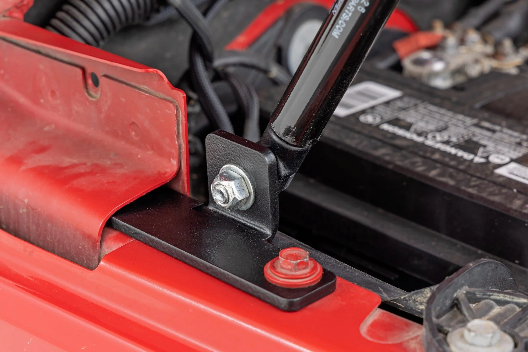 Hydraulic Hood Assist Jeep Wrangler JK/JKU (07-18) 10643 - Image 2