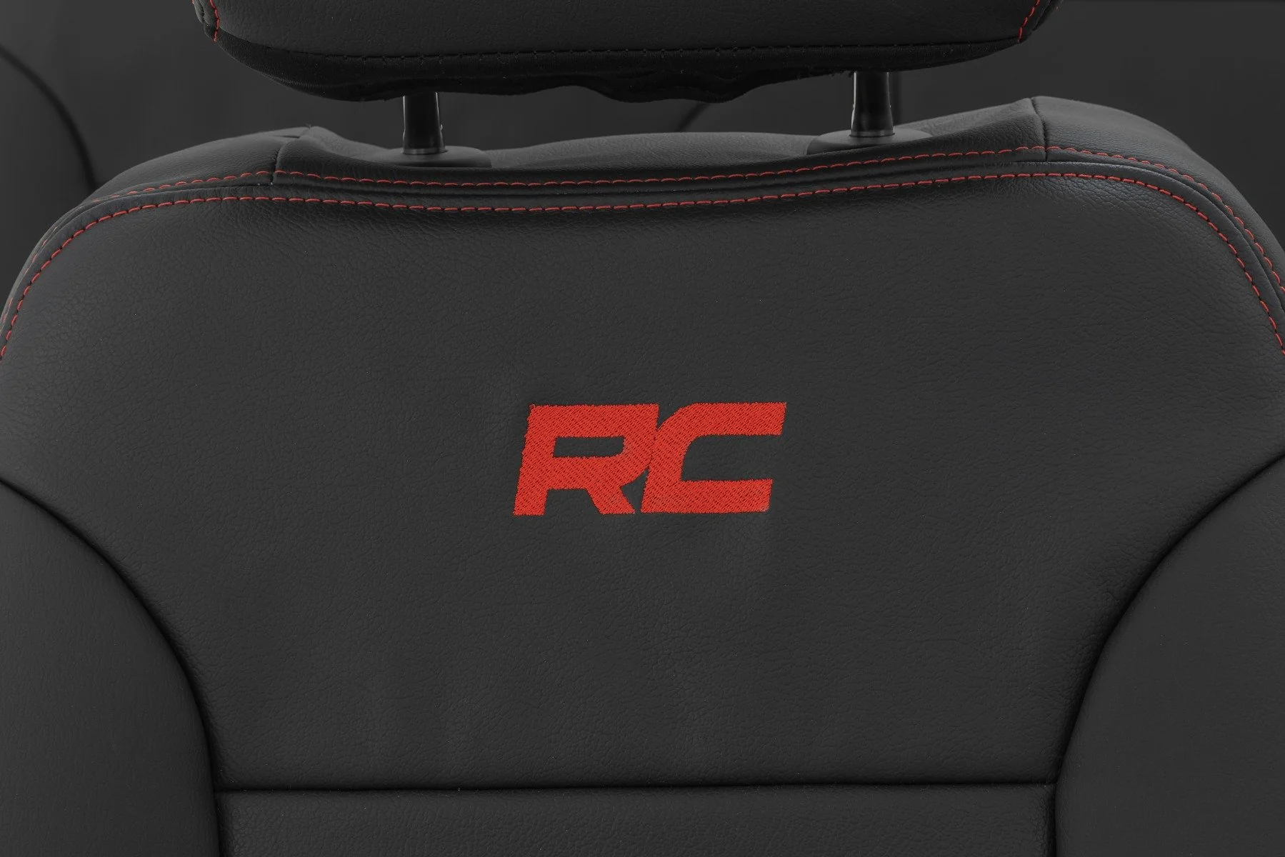 Rough Country Leather Seat Covers | FR Bucket | RR 60/40 | Chevy/GMC Sierra 1500 (19-26)/Silverado 1500 (19-26) 91071L - Image 3