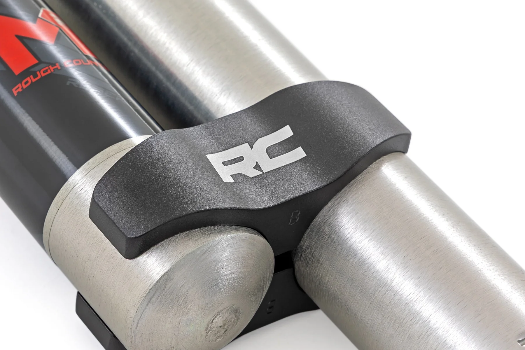 Rough Country M1R Monotube Rear Shocks | 3-6.5" | Chevy/GMC 2500 SUV 2WD/4WD (2000-2010) - Image 3