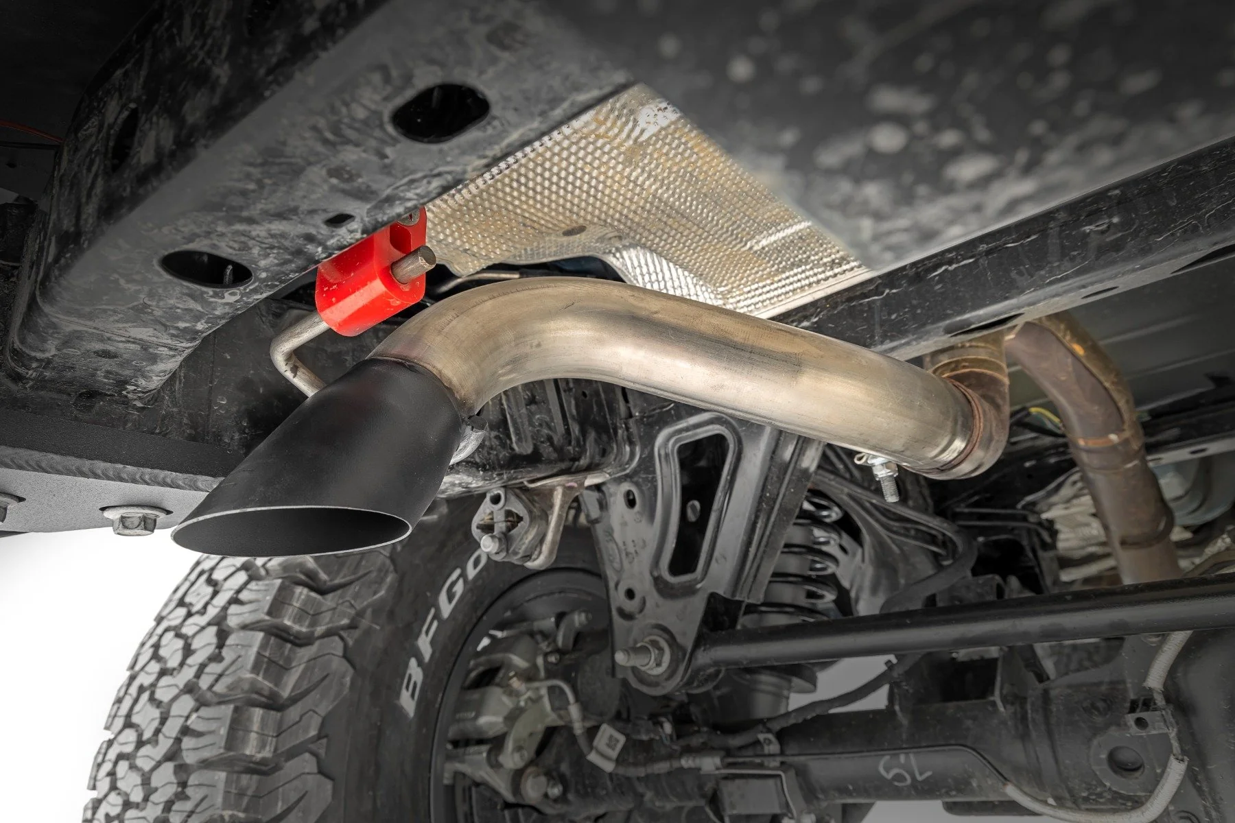 Rough Country Muffler Removal Kit 2.3, 2.7L Engines for Ford Bronco 21-25 96019 - Image 3