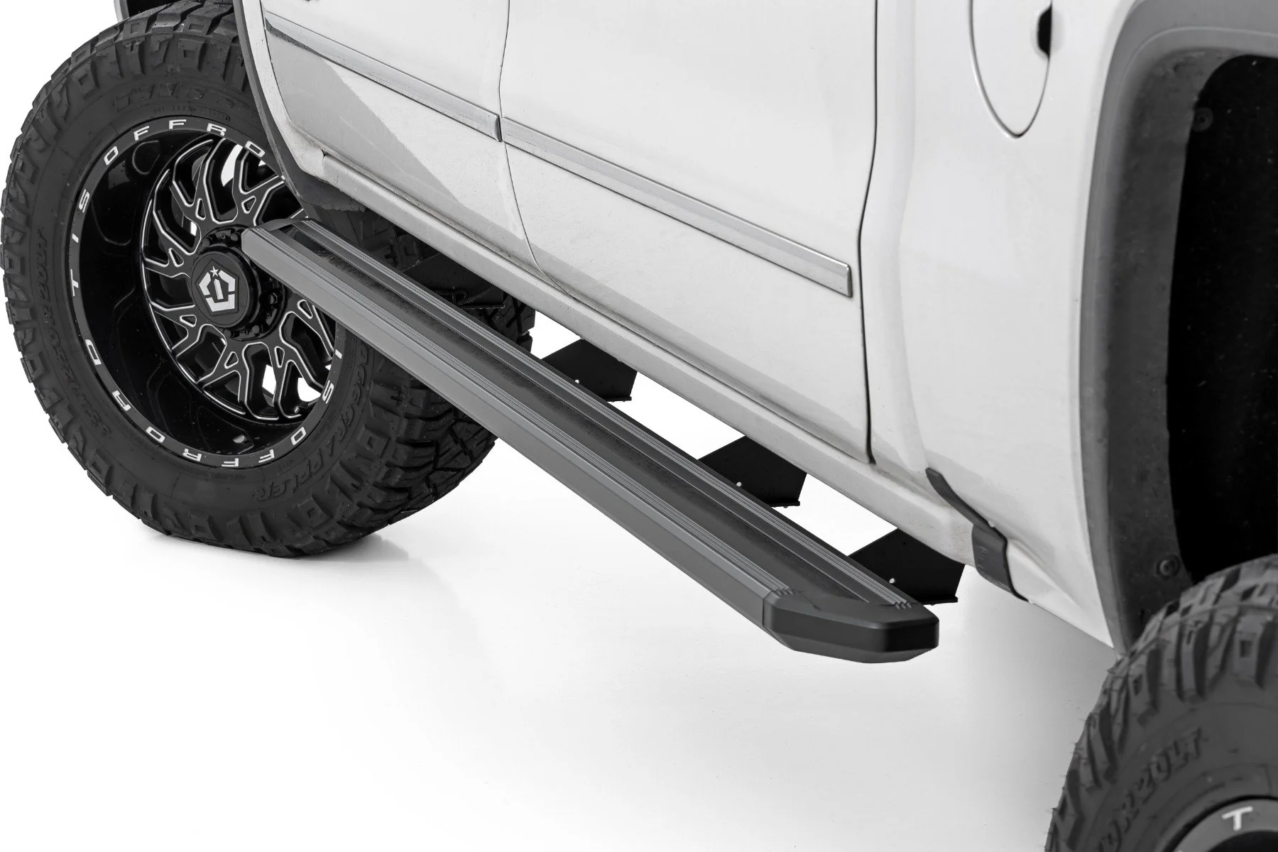 Rough Country MultiColor LED Running Boards Crew Cab Chevy/GMC 1500/2500HD 07-19 - Image 3