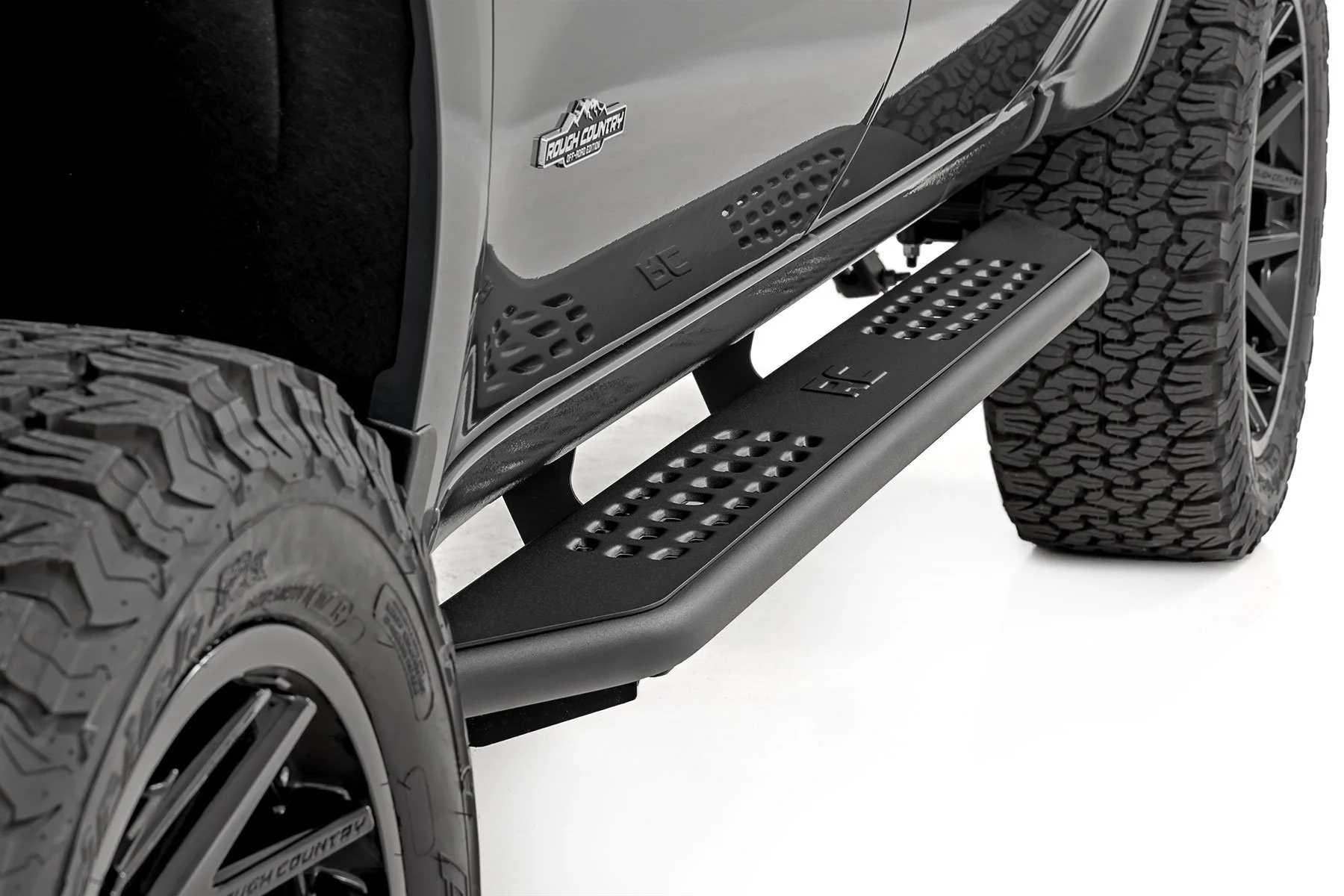 OV2 Running Boards Side Step Crew Cab Chevy/GMC 1500/2500HD 19-24 14009 - Image 5