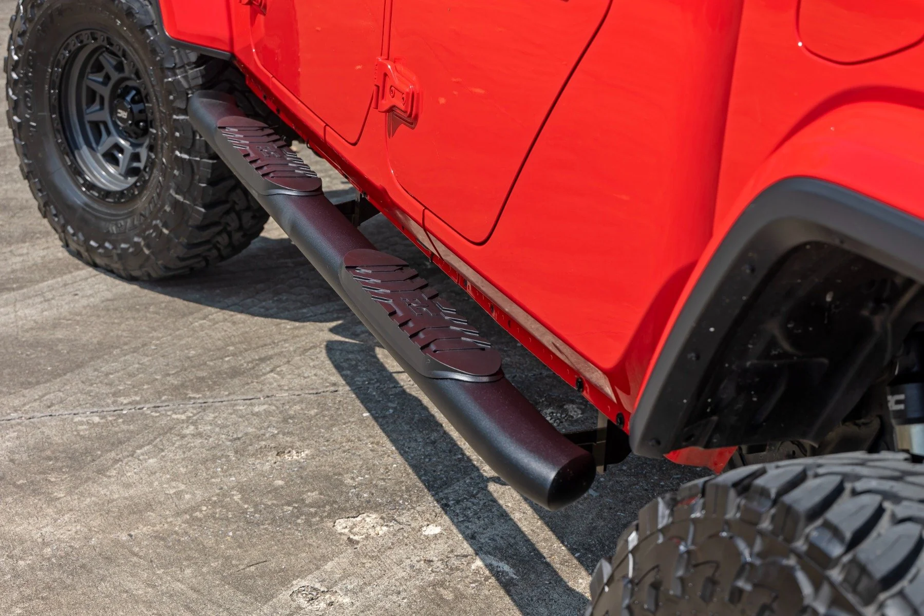 Oval Nerf Steps Black Jeep Gladiator JT 20-23 - Image 6