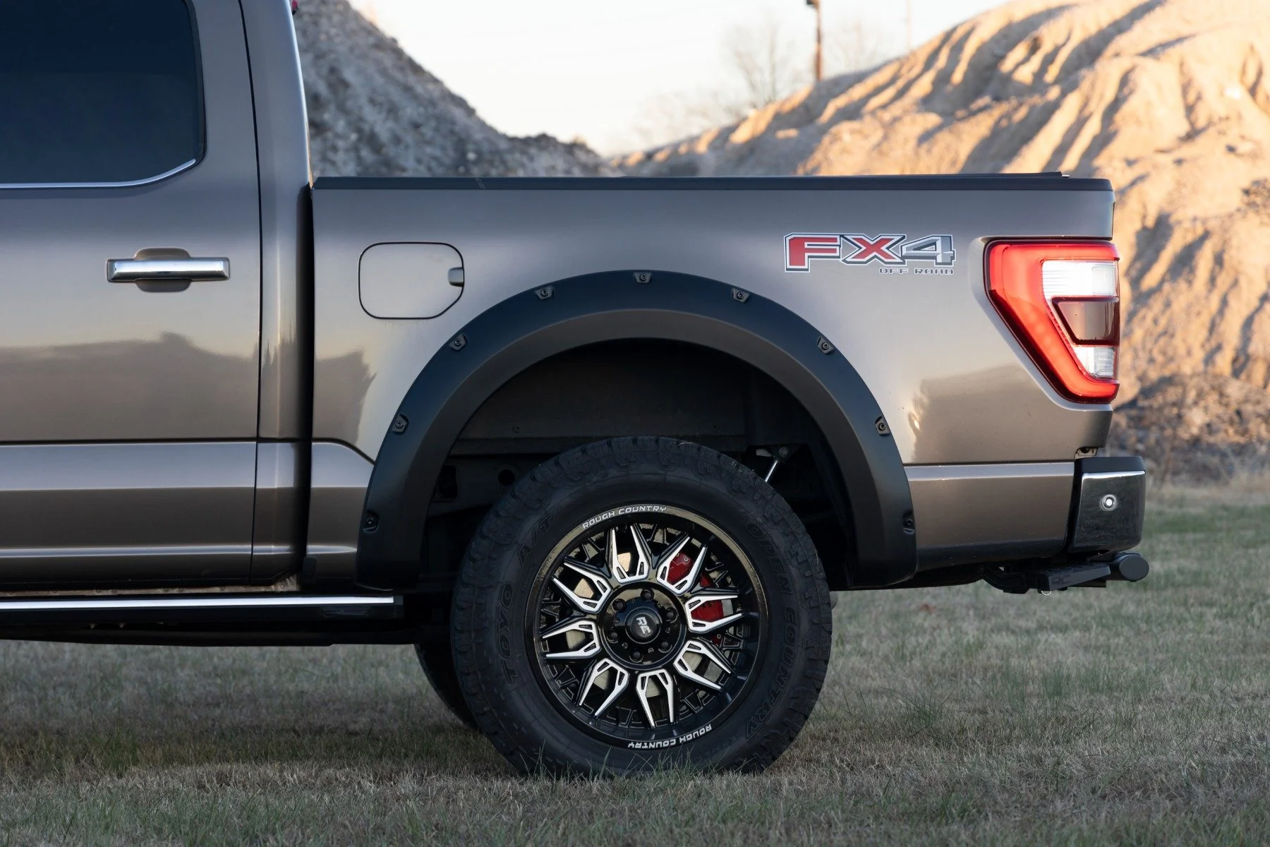 Rough Country Pocket Fender Flares | T9 Marsh Gray | for Ford F-150 21-25 - Image 6