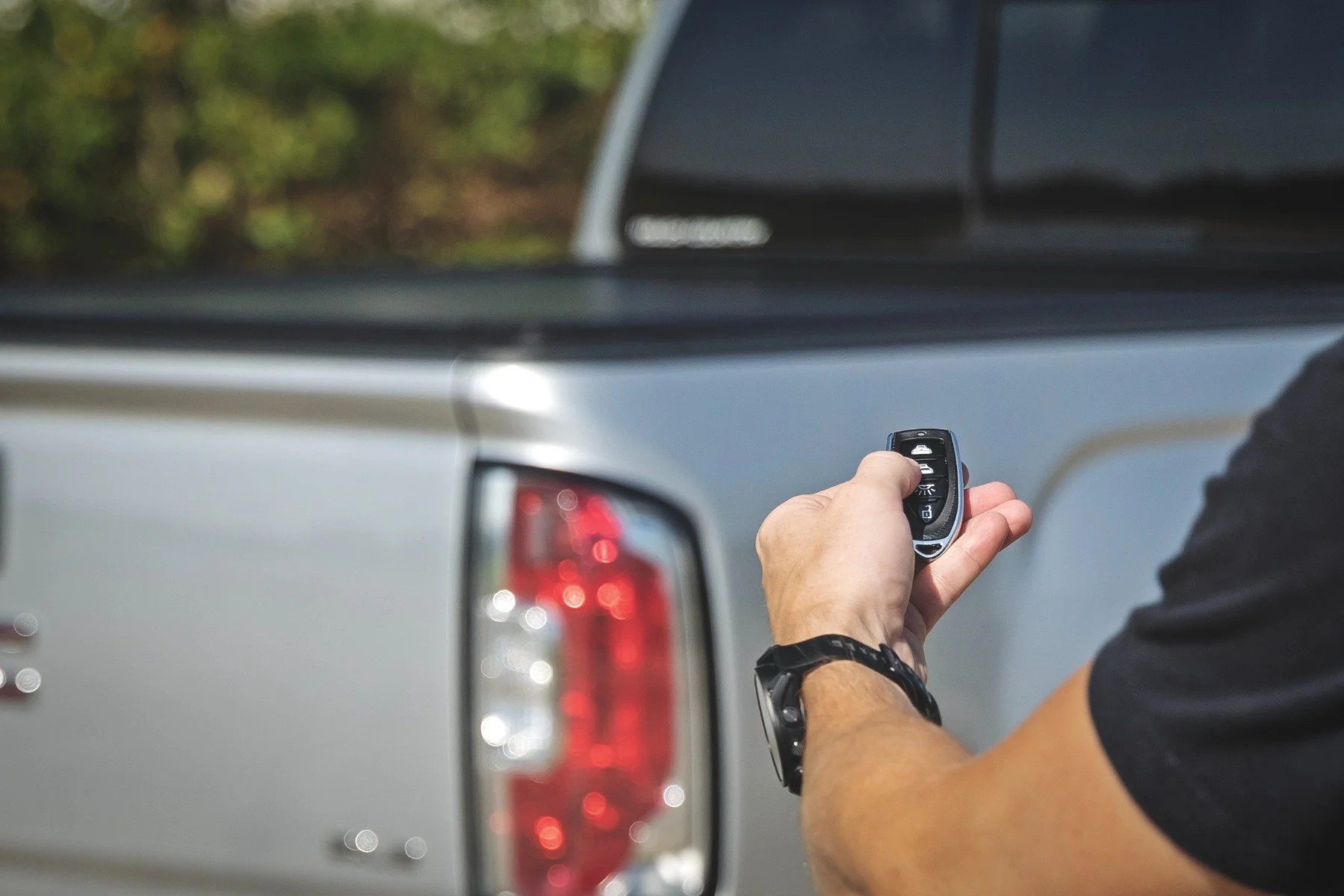 Rough Country Powered Retractable 5' Bed Cover Chevy/GMC Canyon/Colorado 15-26 - Image 6