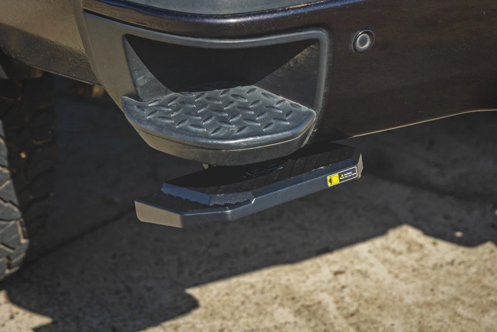 Rough Country Retractable Bed Step | Manual Pull | Chevy/GMC 2500HD/3500HD 11-14 PW059331 - Image 6