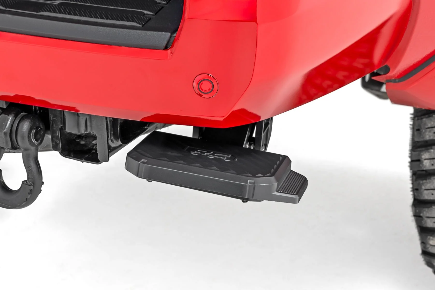 Rough Country Retractable Bed Step | Manual Pull | for Toyota Tacoma 2WD/4WD (2024-2026) PW052240A - Image 3