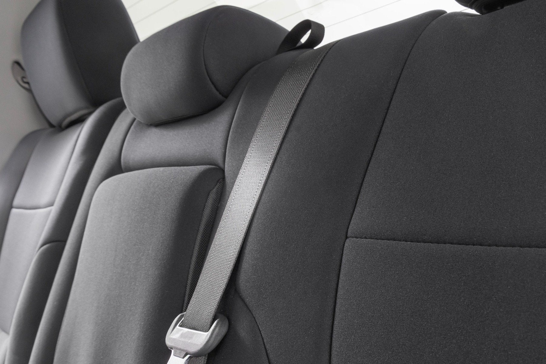 Seat Covers Toyota Tundra w/Rear Cup Holders 4WD 22-23 - 91049 - Image 4