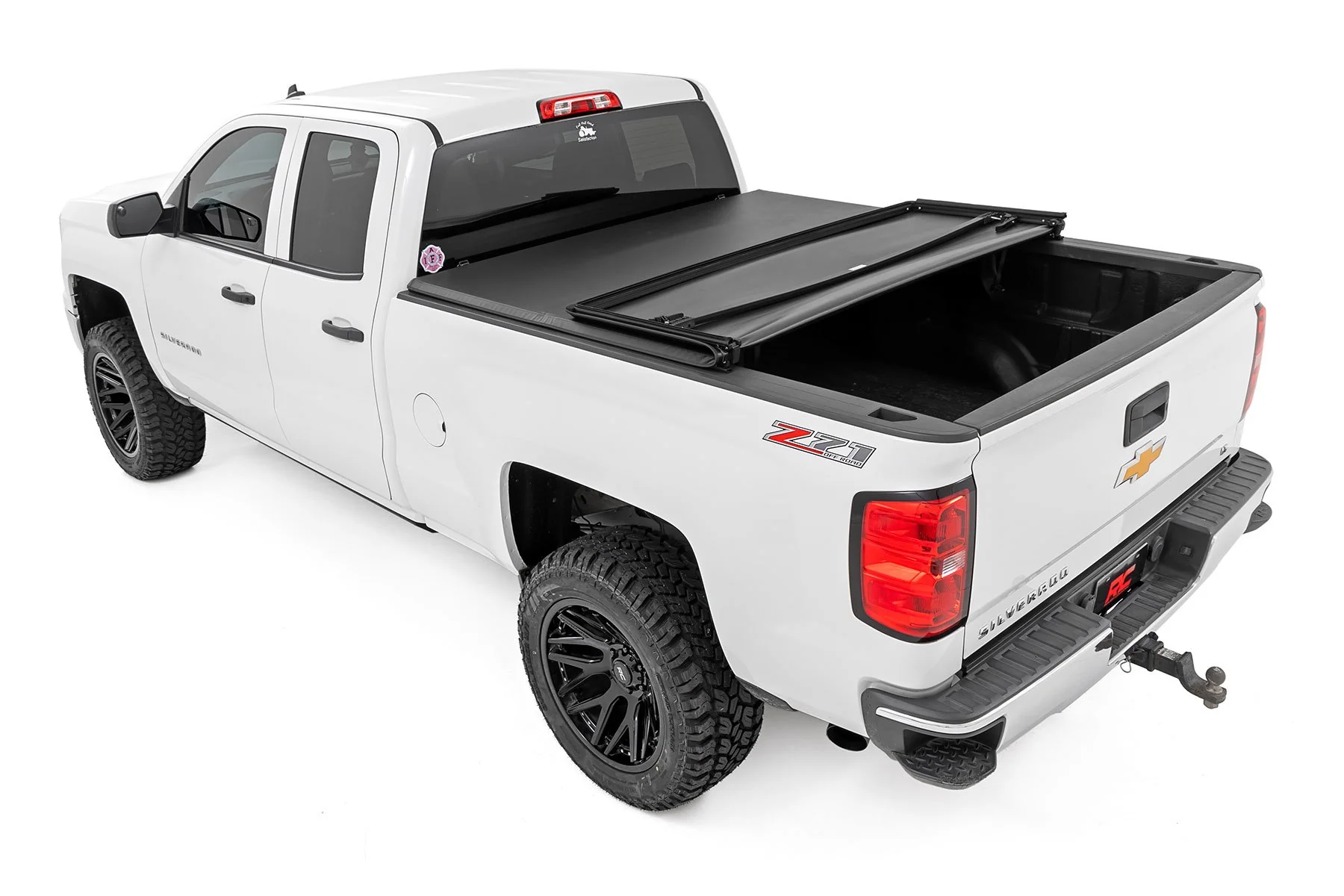Rough Country Soft Tri-Fold Bed Cover | 6'7" Bed | Chevy/GMC 1500/2500HD/3500HD (14-19 & Classic) - Image 2