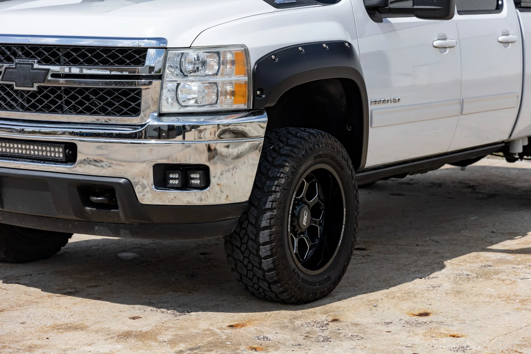 Rough Country Sport Fender Flares PS2 Bright Silver Metallic for Ram 1500 09-18 - Image 5