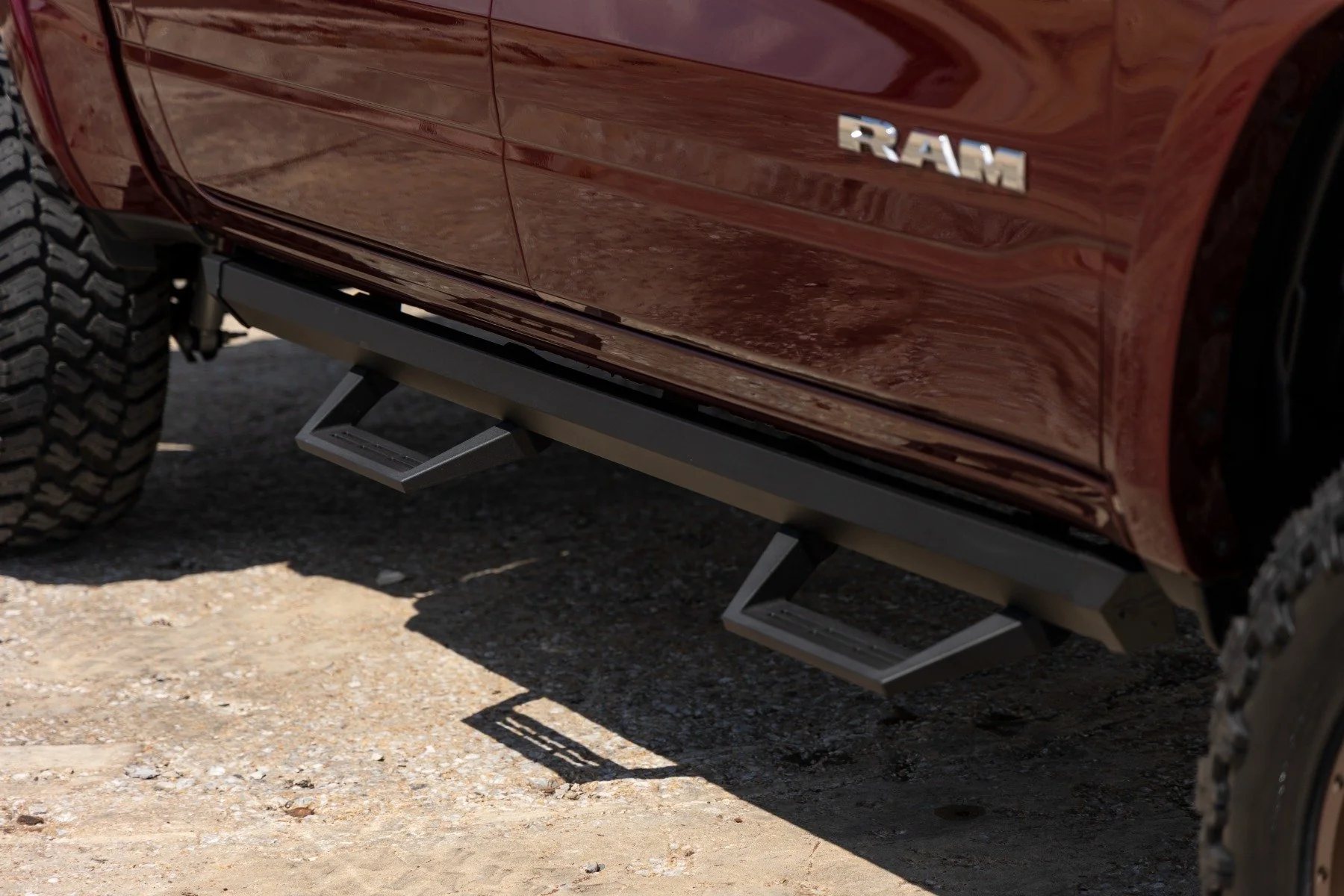 SRL2 Adj Aluminum Step Crew Cab Ram 1500 19-24 TRX 21-24 - Image 6