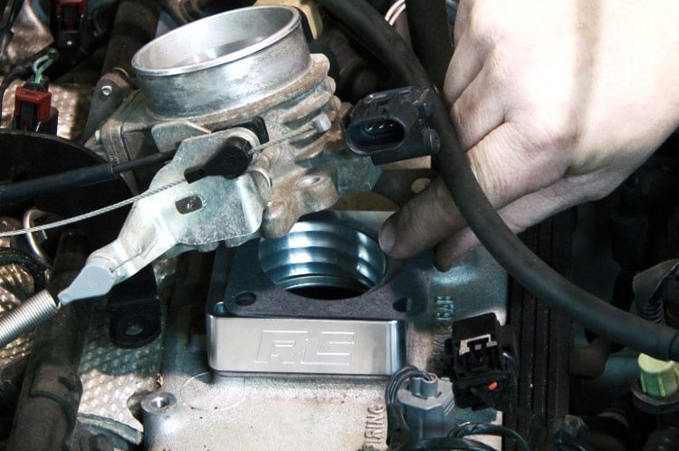 Throttle Body Spacer Jeep Cherokee XJ/ TJ/ YJ 4.0L - 1068 - Image 4